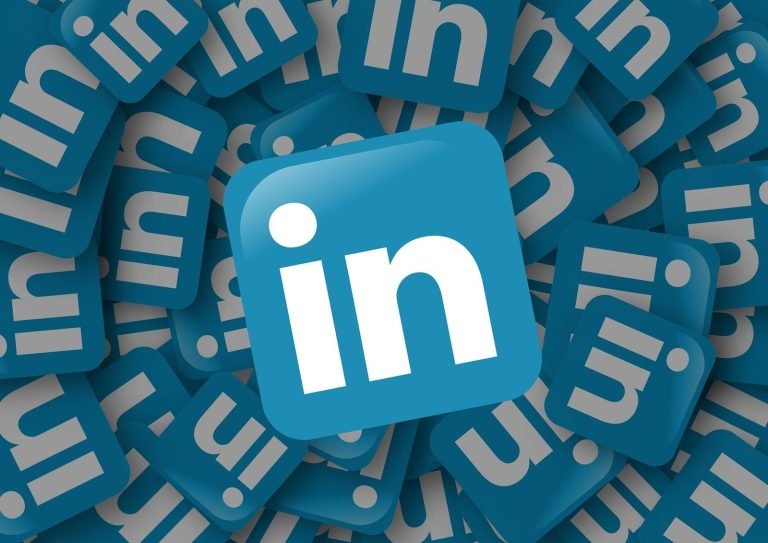 LinkedIn e la ricerca di lavoro 2.0: 10 suggerimenti per usarlo al meglio nella ricerca di una nuova opportunità.